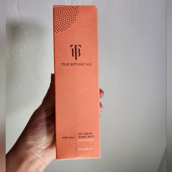 True Botanicals Day Dream Bubble Bath 10OZ - Picture 3 of 8